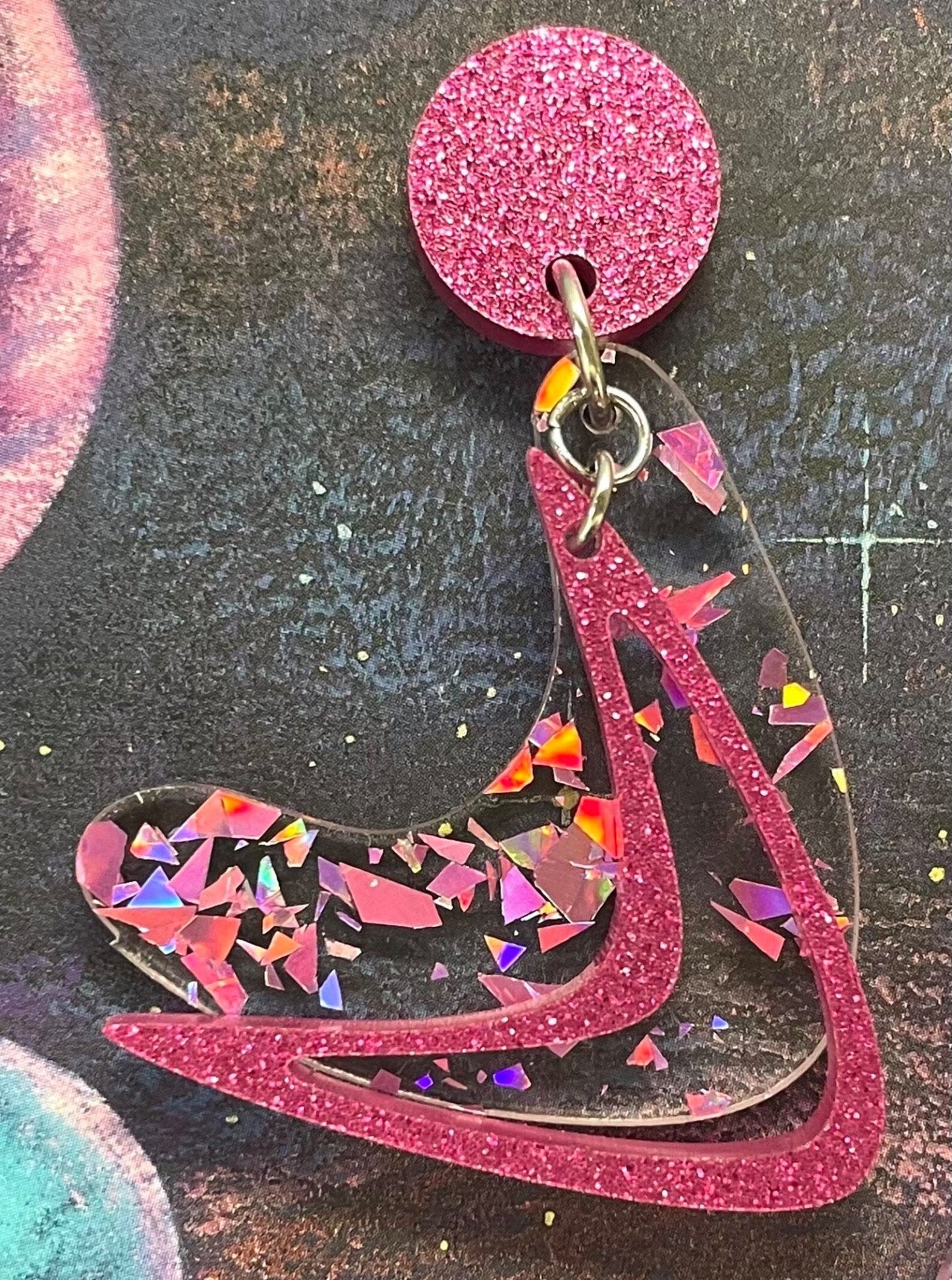 Atomic Space Age Boomerang Earrings. Fuschia Tinsel and Glitter Acrylic. Mid Century Modern. 1950’s style Earrings. Kitsch Dangle Earrings. - Rockabilly Australia Pty Ltd