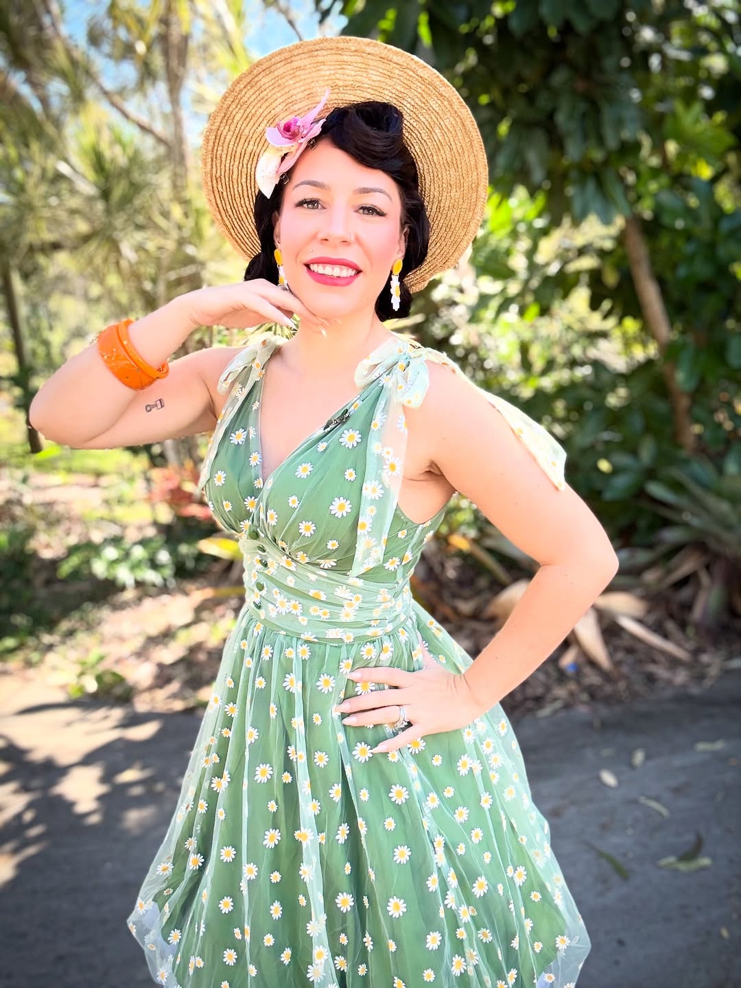 Bow Dacious - Rockabilly Australia Pty Ltd