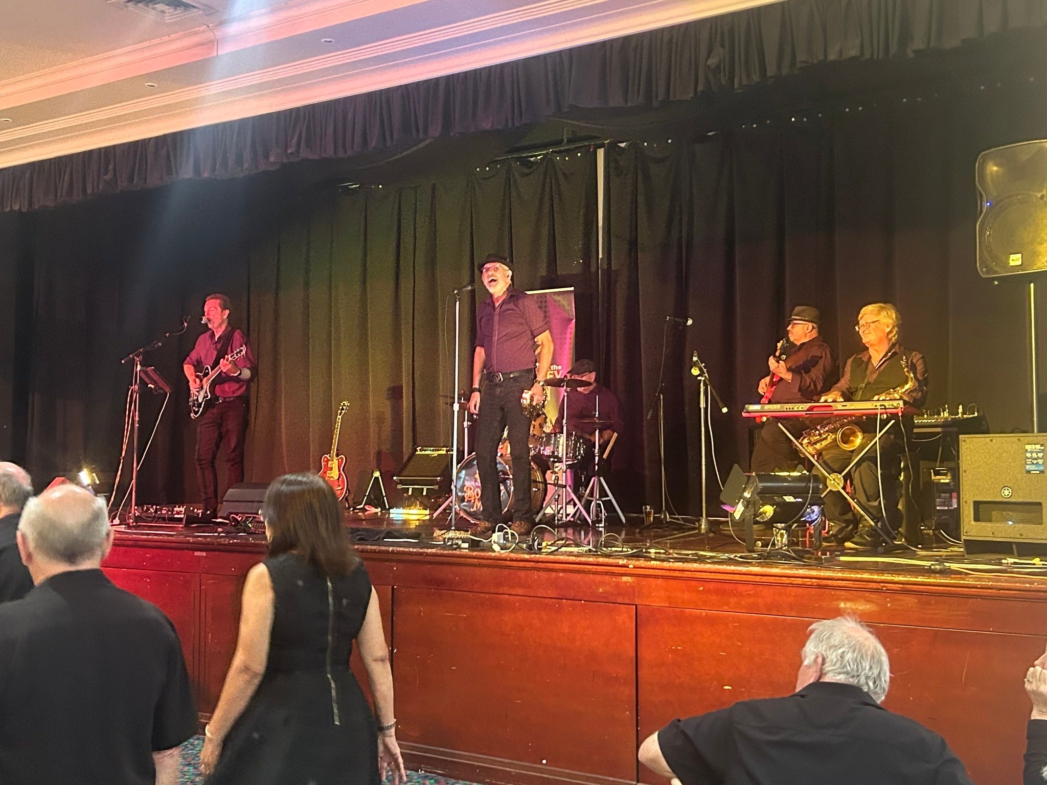 Kris Knight & the Boogey Men - Rockabilly Australia Pty Ltd