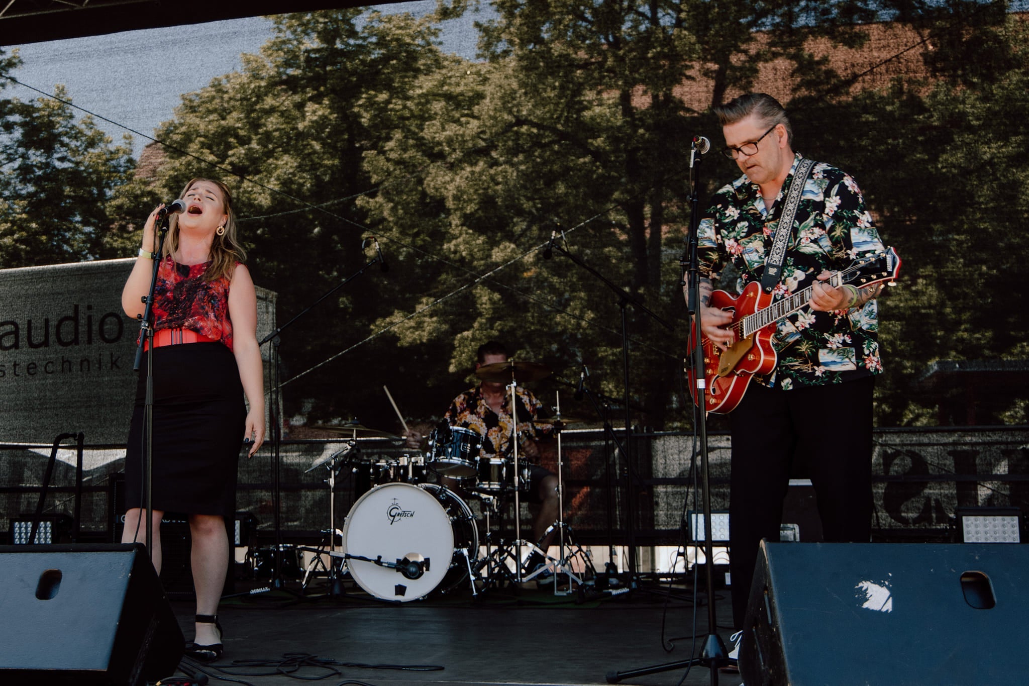 The Barntwisters - Rockabilly Australia Pty Ltd