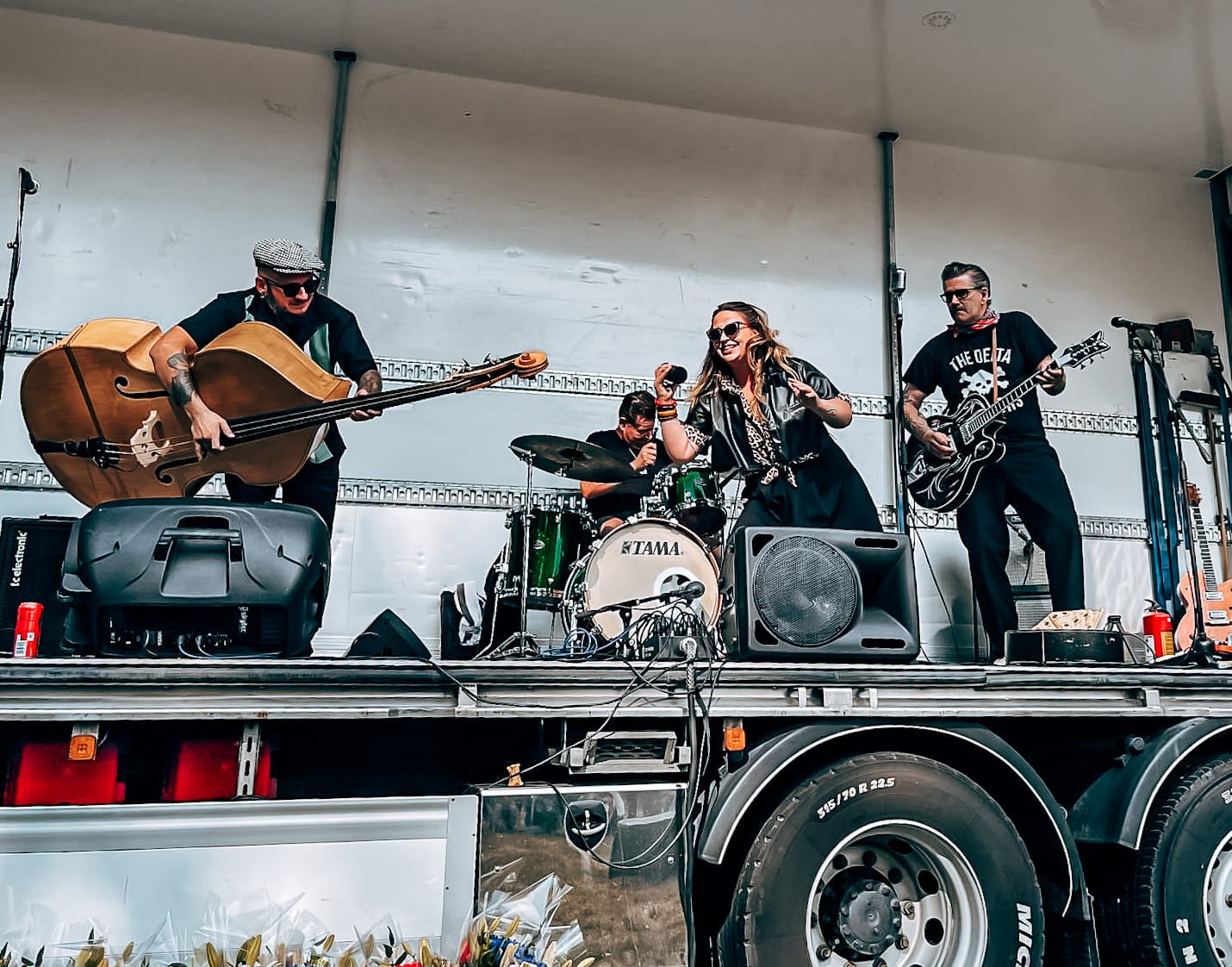 The Barntwisters - Rockabilly Australia Pty Ltd