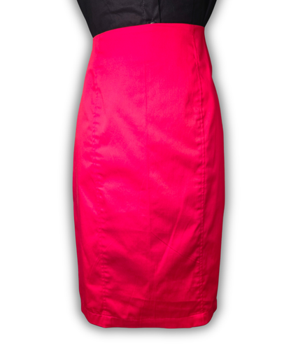 Ruby De Vine ladies pencil skirt handmade on the Gold Coast featuring a 1950s-inspired fitted silhouette with back split and rear zip. Now available on Rockabilly Australia.
