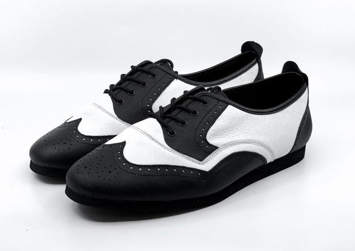 Men's Classic, Brogue, Wingtip In Black And White Leather With Flat, Smooth, Rubber Sole Dance Shoe - (7817BW) - Rockabilly Australia Pty Ltd