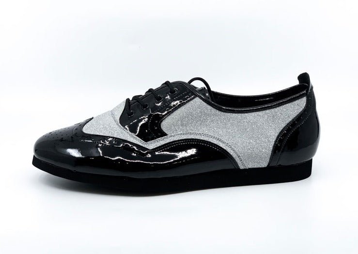 Men's Classic, Brogue, Wingtip In Black Patent Leather & Silver Glitter With Flat, Smooth, Rubber Sole - (7817BS) - Rockabilly Australia Pty Ltd