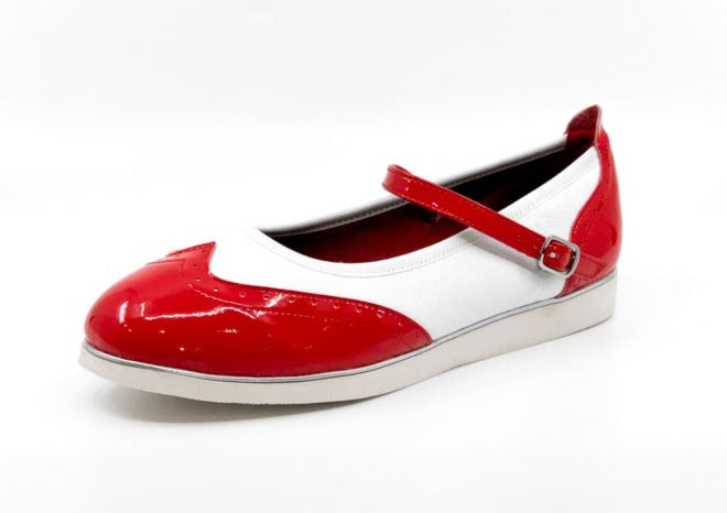 Ladies premium red & white wingtip style classic rock'n'roll dance flats by My Juju Dance Fever.   Hand crafted with carefully selected genuine leather for upper and inner   Single strap with elastic buckle for a stronger hold and added movement   Elegant, closed-toe wingtip design   Flat cushioned, smooth rubber sole enables you to dance on all surface types!  Super lightweight for fast movements on the dance floor.  Gel innersole for long lasting cushioned support   Stylish & comfortable design with fanta